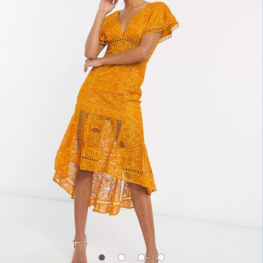Brand New ASOS Design flutter sleeve midi dress yellow/mustard